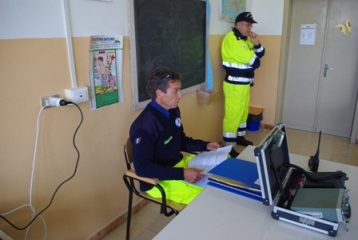 Corso di evacuazione Scuola Elementare Acquarica Protezione Civile "LA FONTANA"